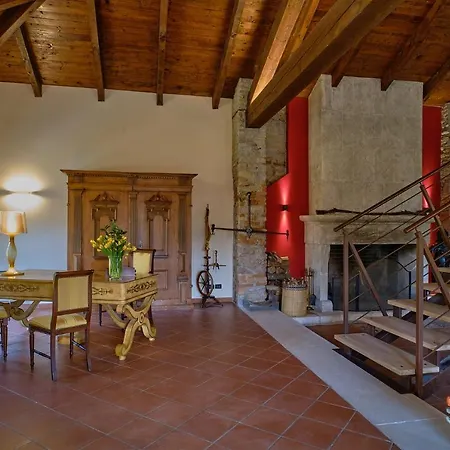 Giarvino Boutique Bed & Breakfast 3*
