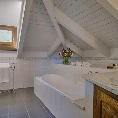 Giarvino Boutique Bed & Breakfast 4*