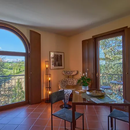 Bed and breakfast Giarvino Boutique 4*