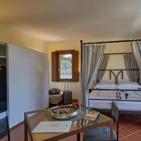 Giarvino Boutique Bed and breakfast 4*