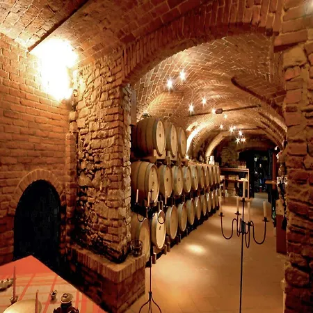 Giarvino Boutique Bed & Breakfast 4*