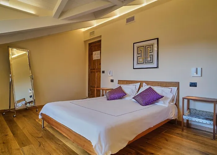 Giarvino Boutique 4*